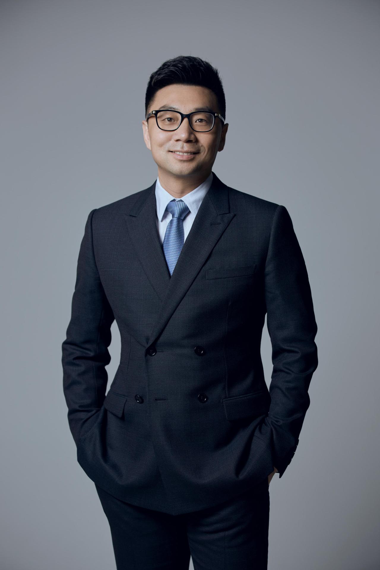 A Visionary Leader Transforming Digital Economy